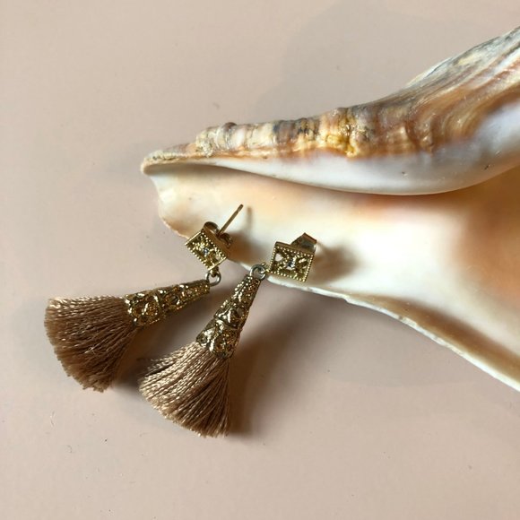 Dusty Pink Tassel Dangle Star Earrings 18k Gold plated With Swarovski Crystals - Picture 1 of 5